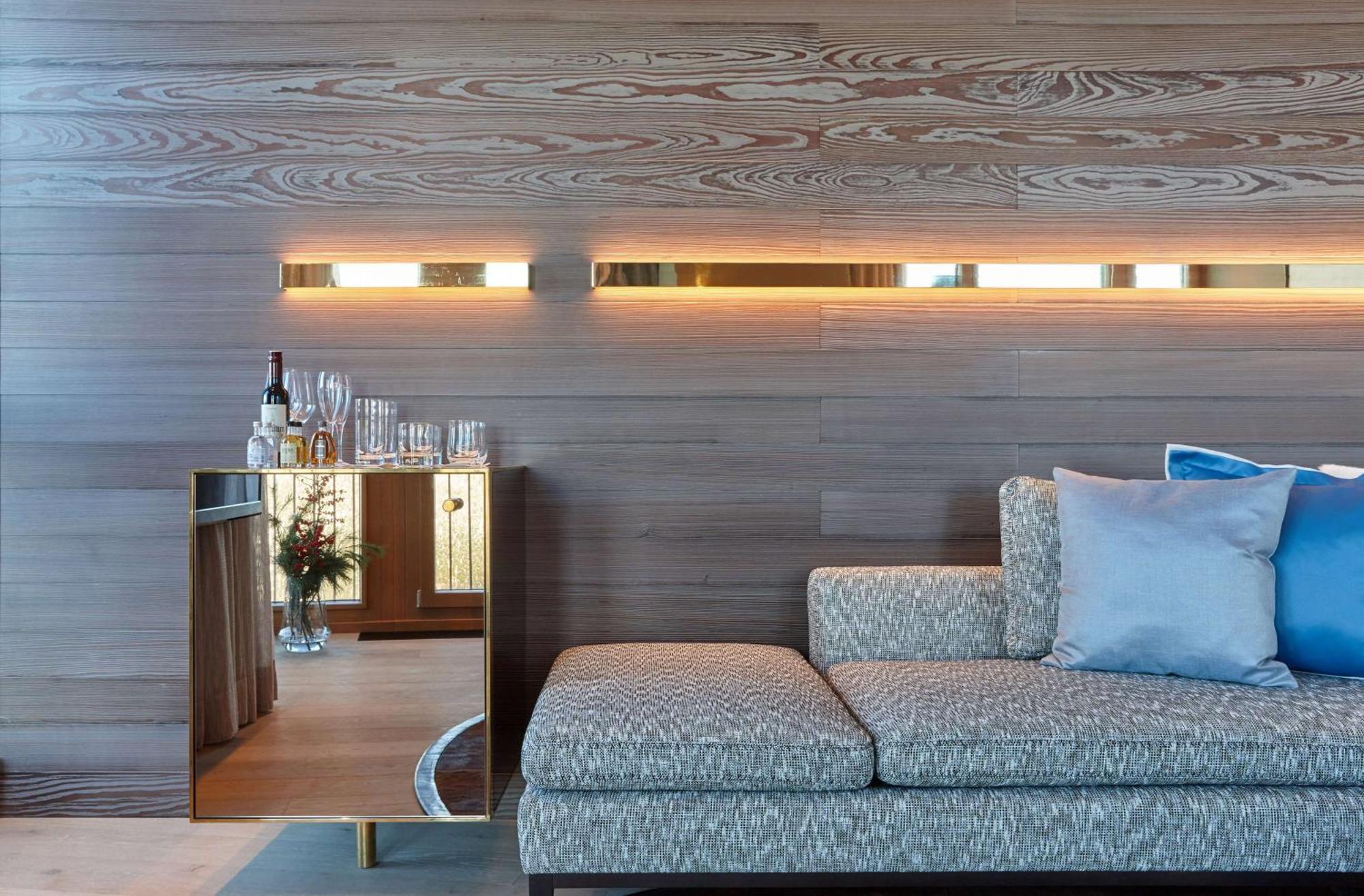 Kempinski Hotel Berchtesgaden Exterior foto A wall-mounted light